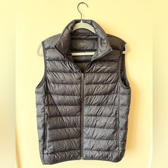 Eddie Bauer Men's Black Down Filled Vest - Picture 2 of 6
